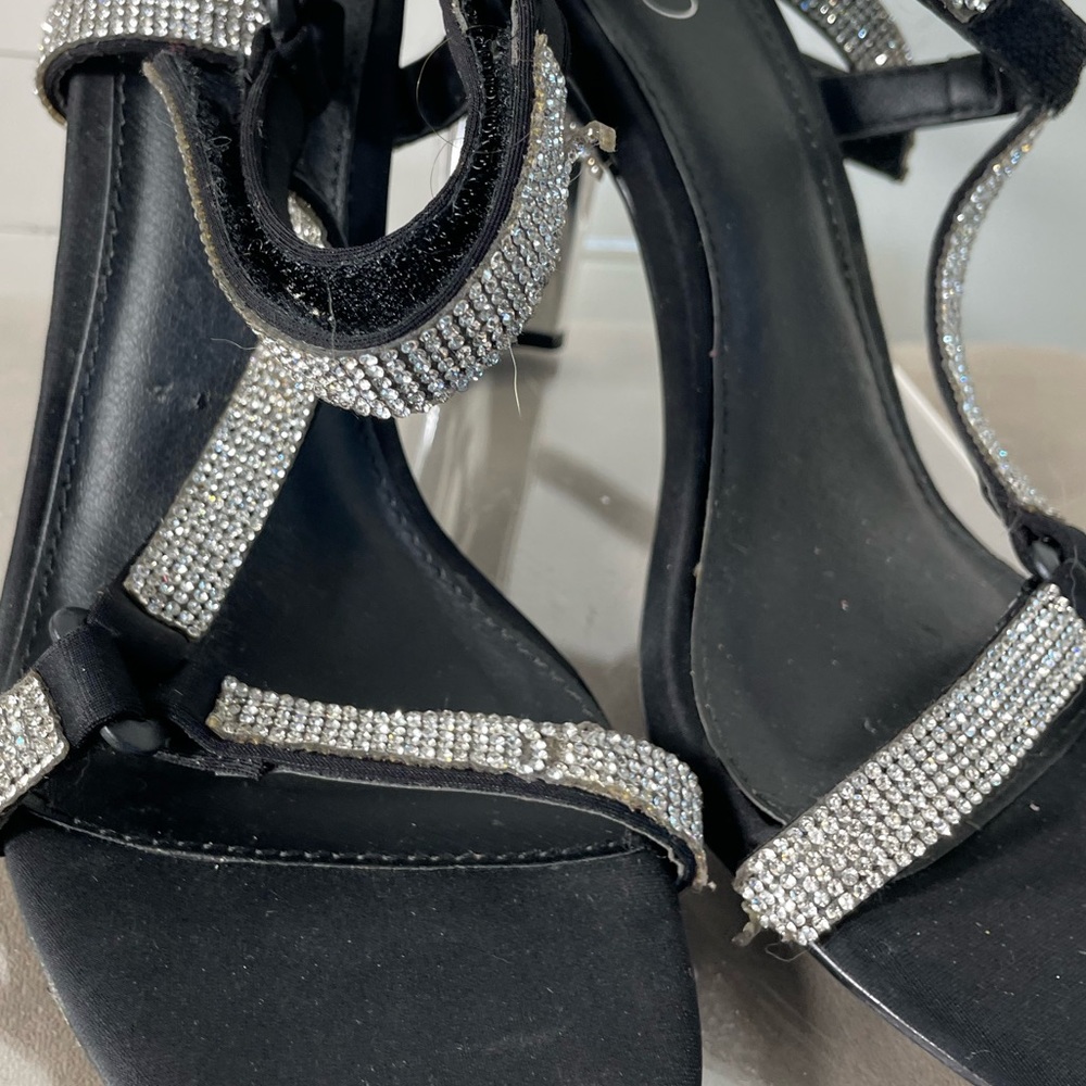 Rhinestones Silver Chunky Heel Sandals - Picture 5 of 10